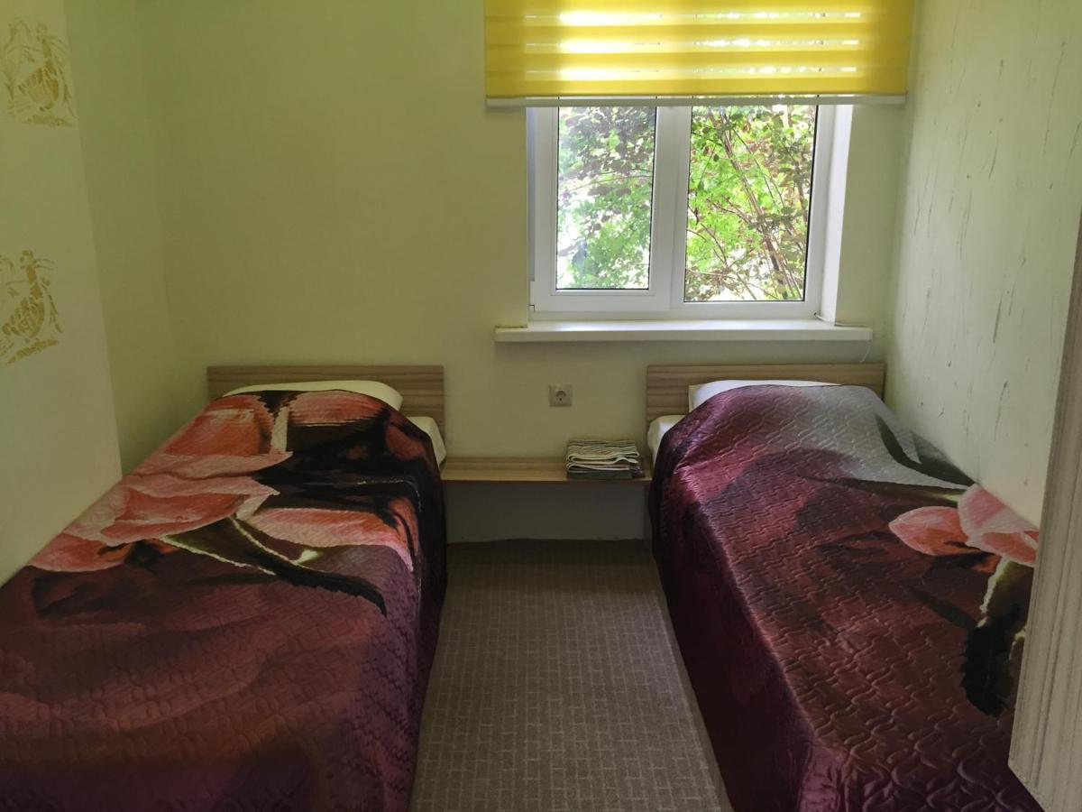פיזונדה Guest House Inkit מראה חיצוני תמונה