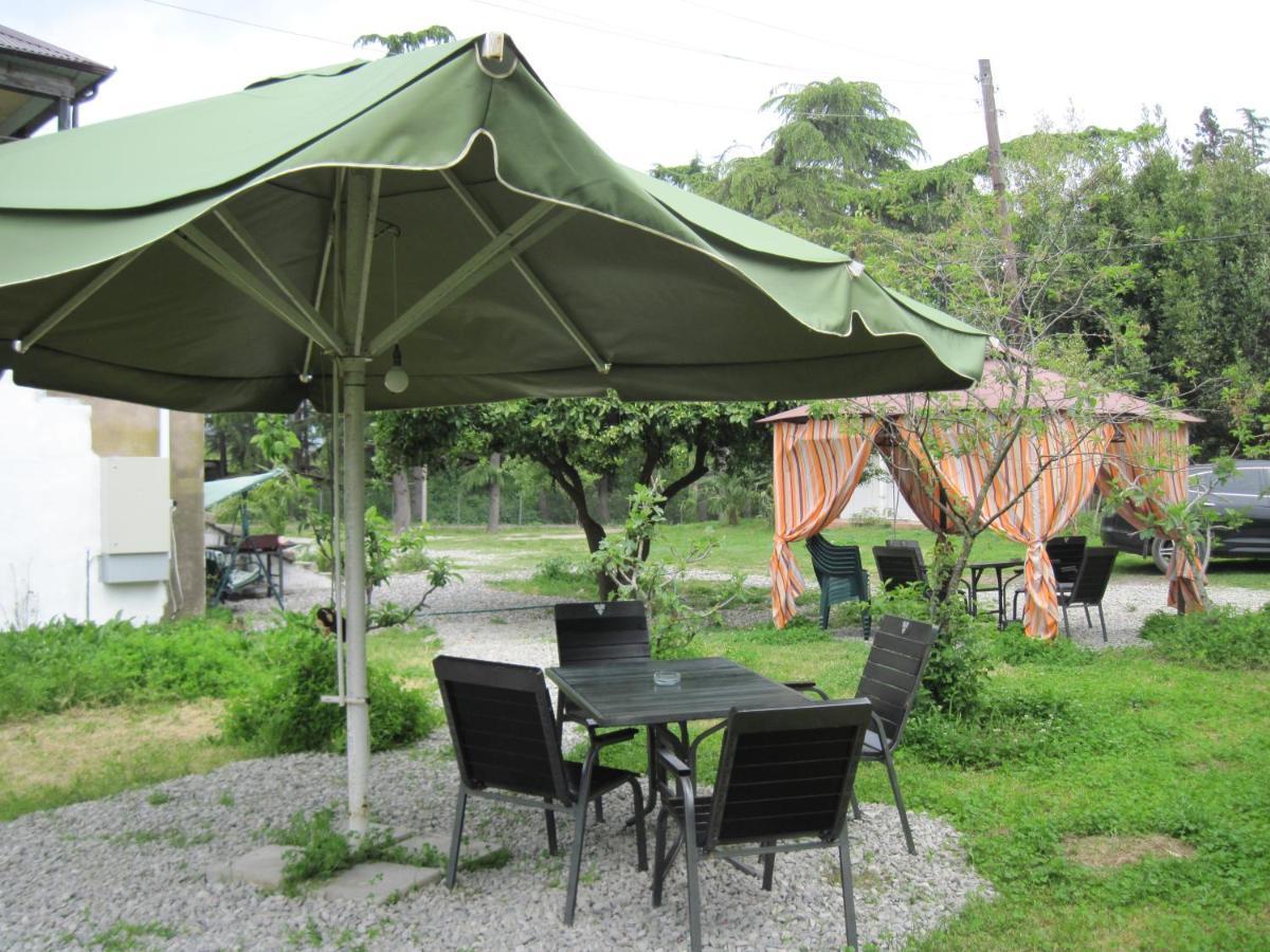 פיזונדה Guest House Inkit מראה חיצוני תמונה