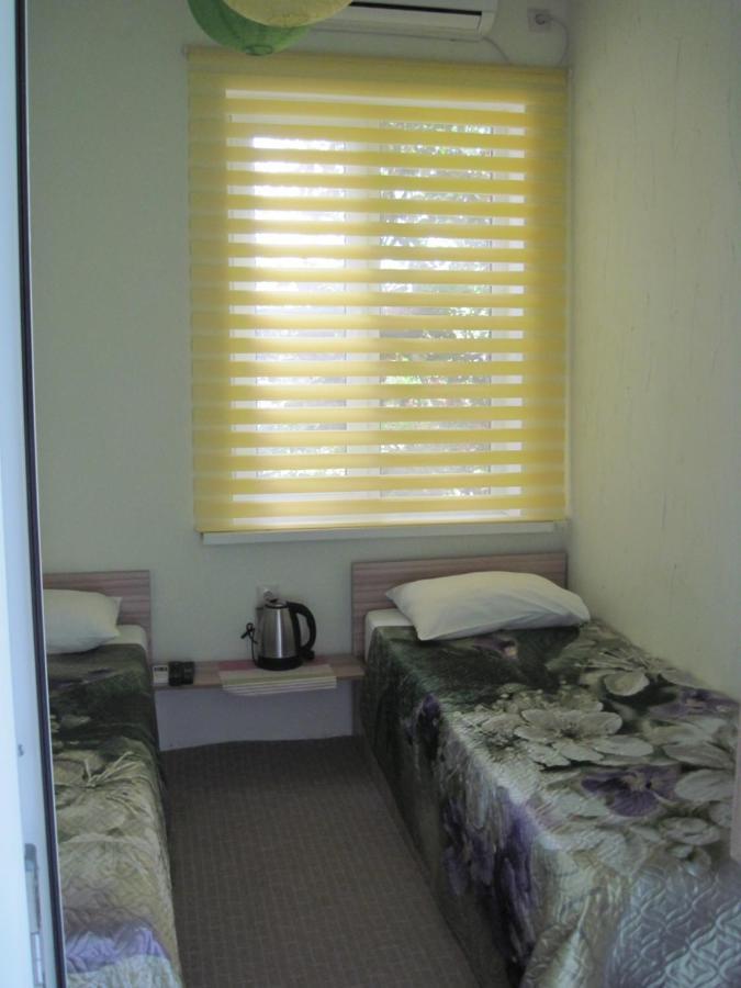 פיזונדה Guest House Inkit מראה חיצוני תמונה