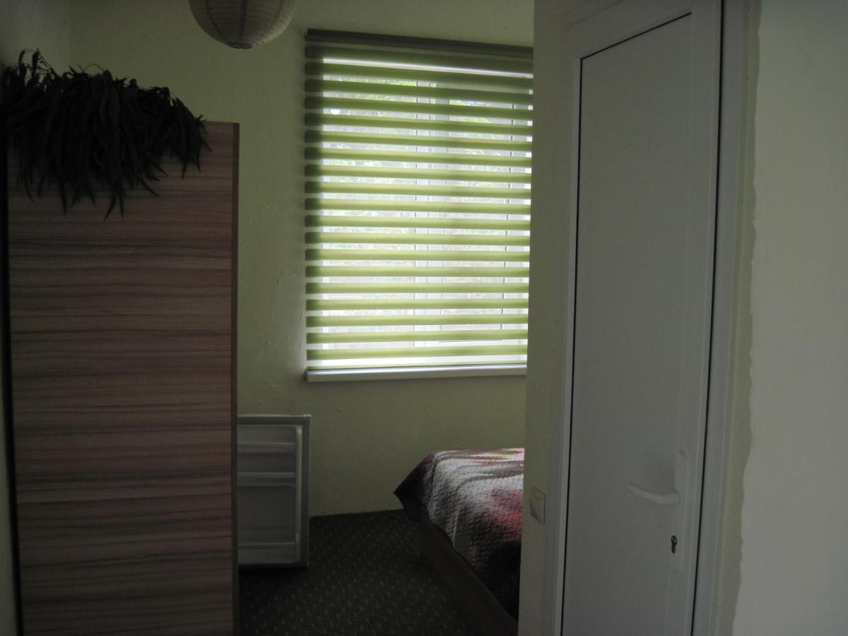 פיזונדה Guest House Inkit מראה חיצוני תמונה