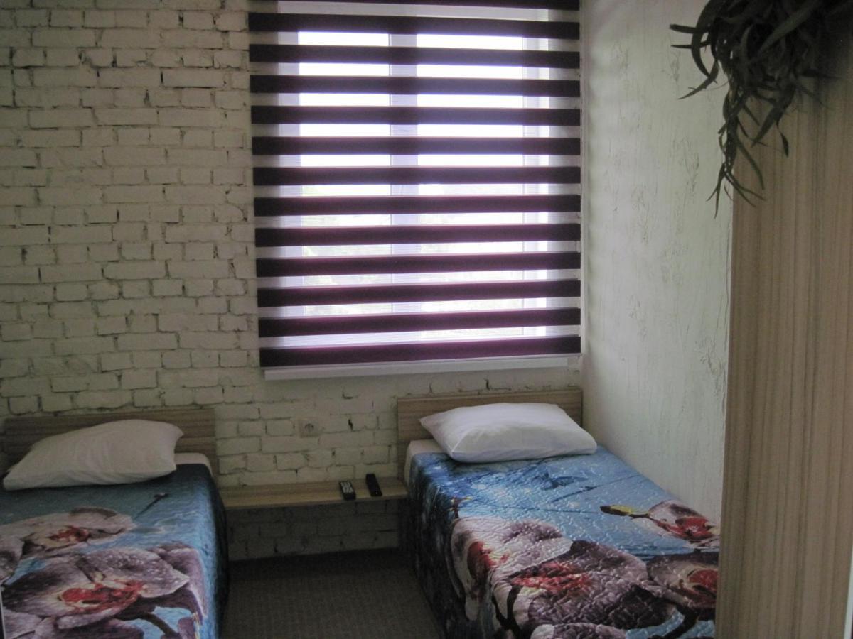 פיזונדה Guest House Inkit מראה חיצוני תמונה